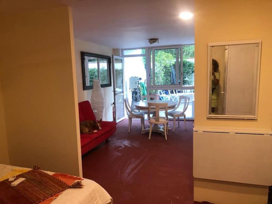 Apartamento Abierto Con Patio Matadepera Exteriör bild